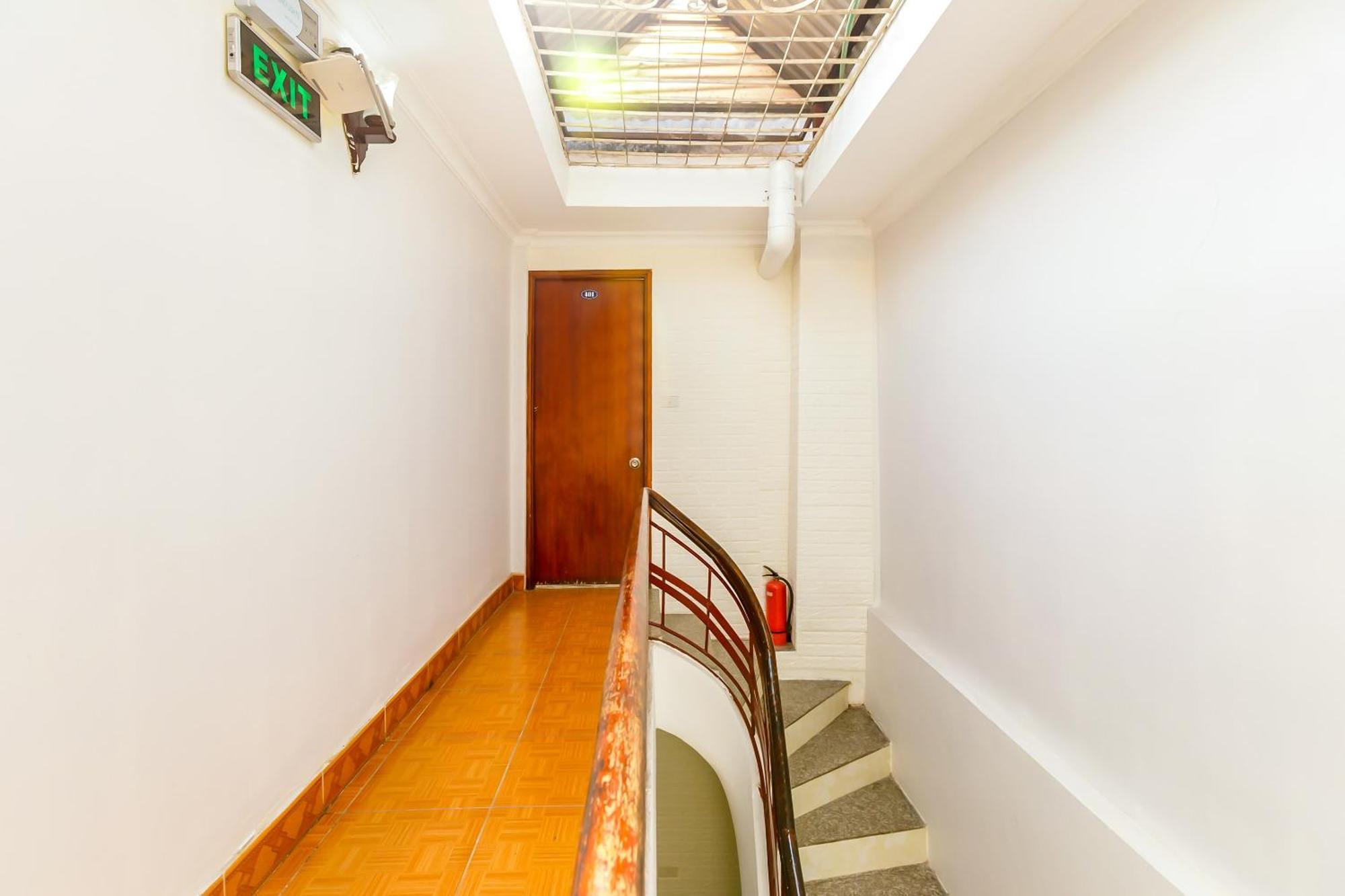 Oyo 604 Queen Hotel Spot-On Hanoi Exterior photo